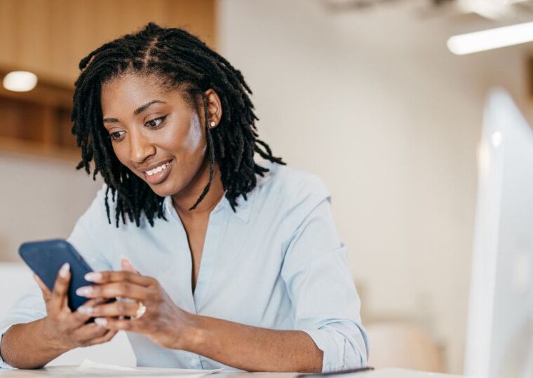 Cómo Crear una Estrategia de Marketing Online